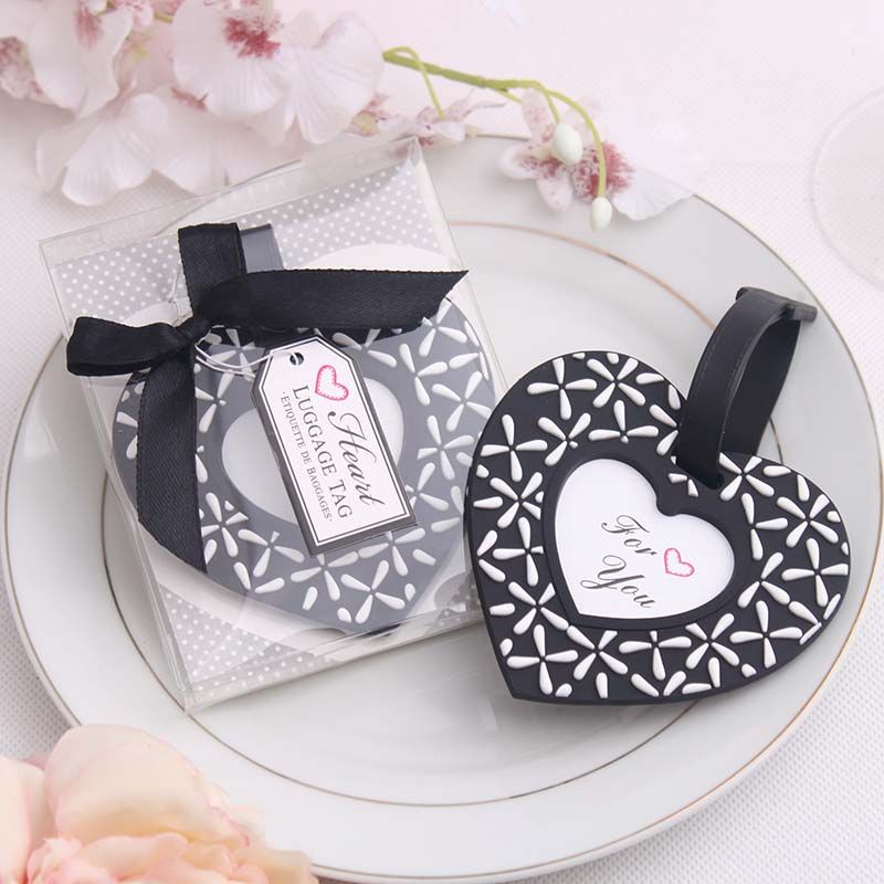 Heart Shaped Luggage Tag Wedding Favors Travel Cards Cute Gift Cheap Practical Unique Wedding ...