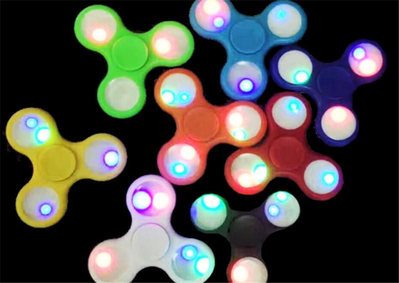 2017 New Led Lights Hand Fid Spinner Toy EDC Tri Spinner Fid