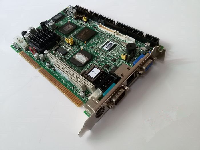 pca-6751-advantech-pca-6751-circuit-board.jpg