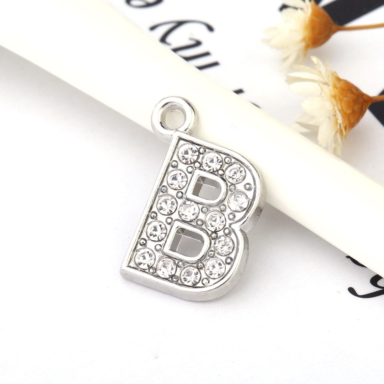 2018 B Crystal Letter Heart Floating Charm For Glass Living Memory