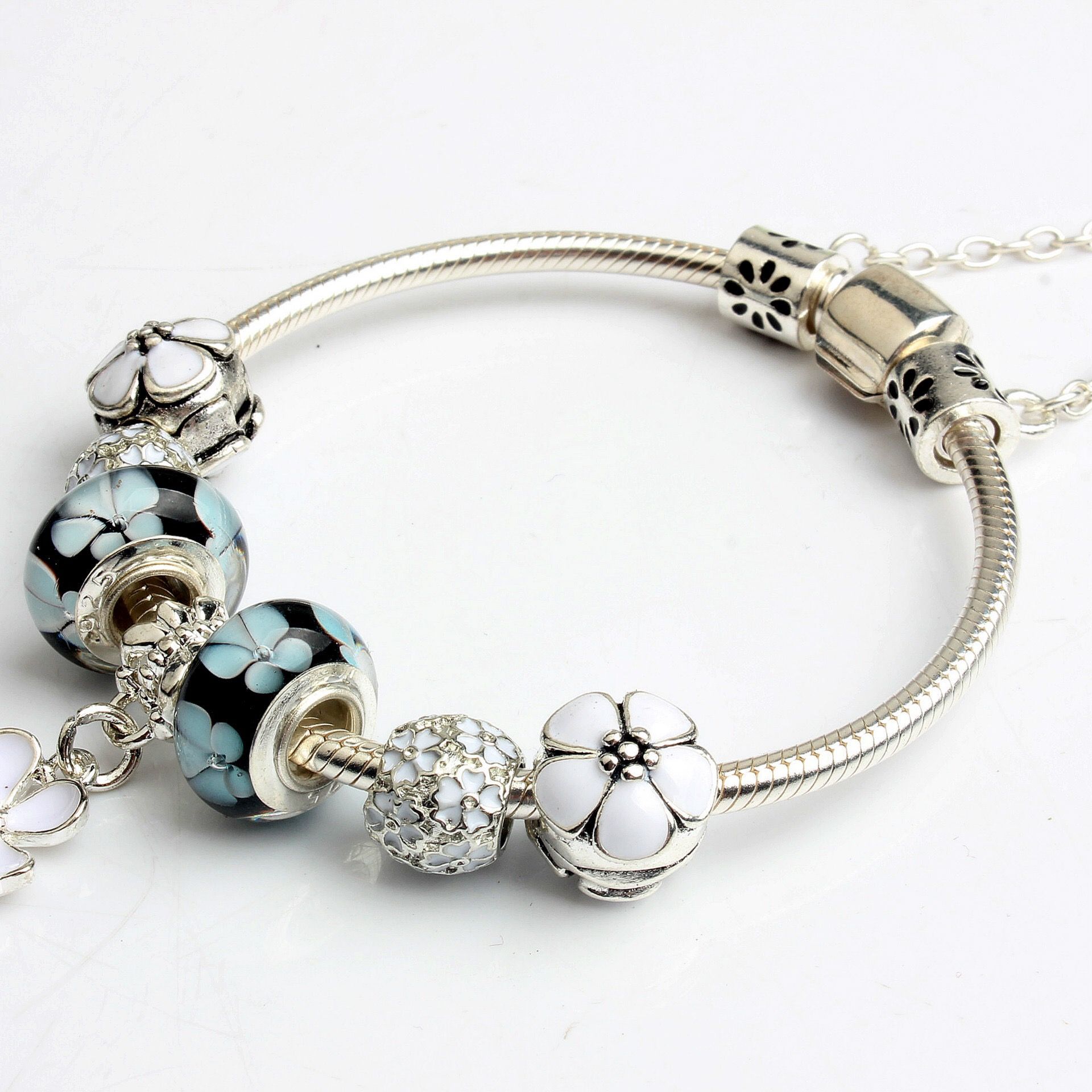 2017 Newest Popular Charm Bracelets White Four Leaf Clover Chamilia