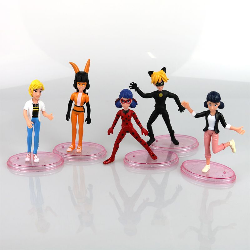 figurine tikki