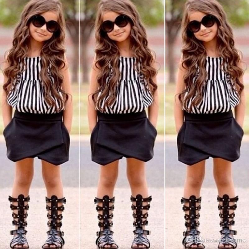 2017 New Summer Wear Girls Casual TOPS Short Clothing Set Suit Clothe Fashion Kids Strips Vest And Black Shorts Outfits Newborn Autumn Clothes 2017 New Summer Wear Girls Casual TOPS Short Clothing Set Suit Clothe Fashion Kids Strips Vest And Black Shorts Outfits Newborn Autumn Clothes