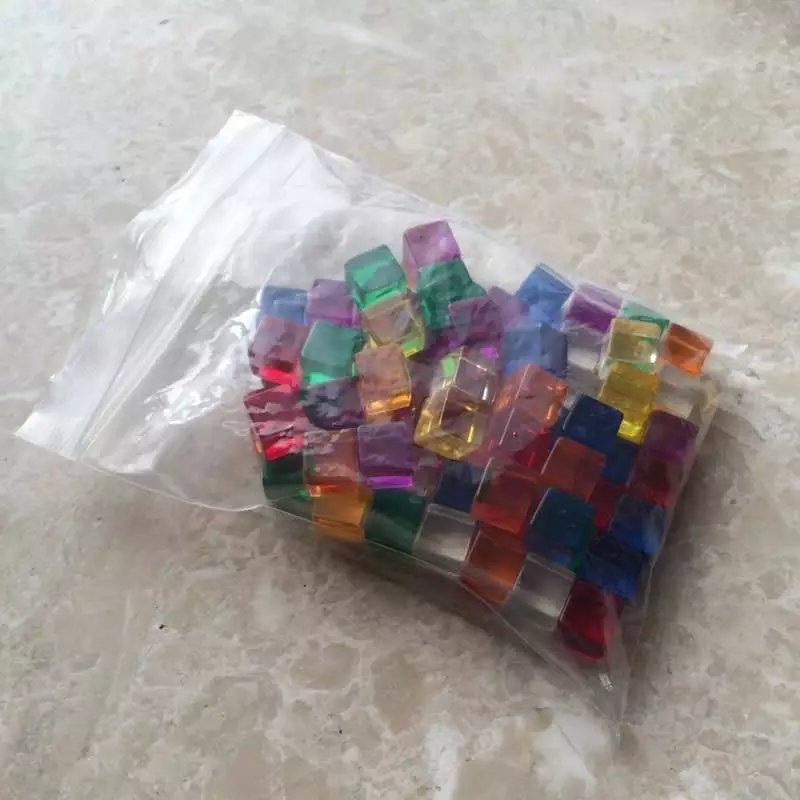 12mm Crystal Blank Dice Mini D6 Carré Clair Dice Acrylique Cube Transparent Dices Jeu Enfants Éducatif DIY Jouet Multi Coloré # B46