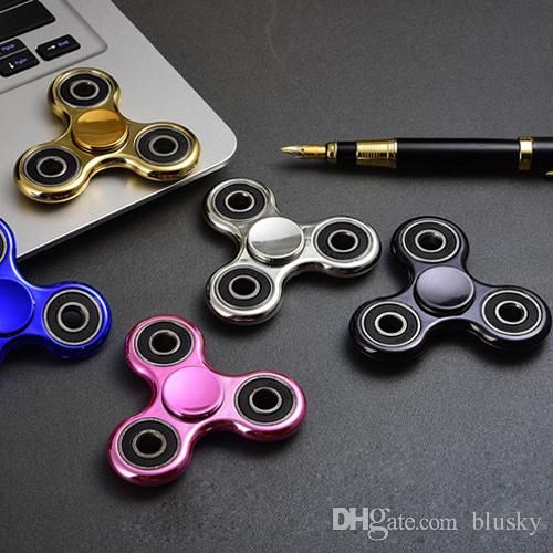 2017 New Mini Colorful Tri Hand Fid Spinner Camouflage Ball