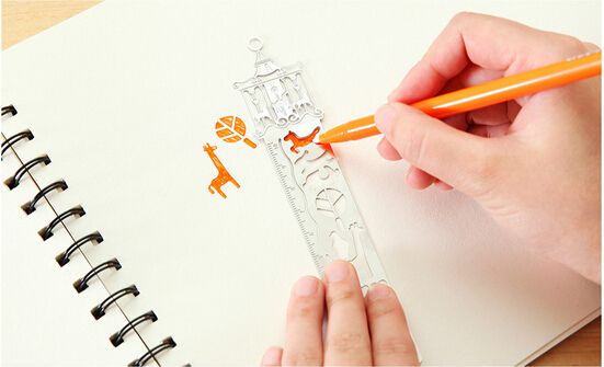 4 Type Metal DIY Bookmark Ruler Hollow Mini Cute Drawing Bookmarks Air Template