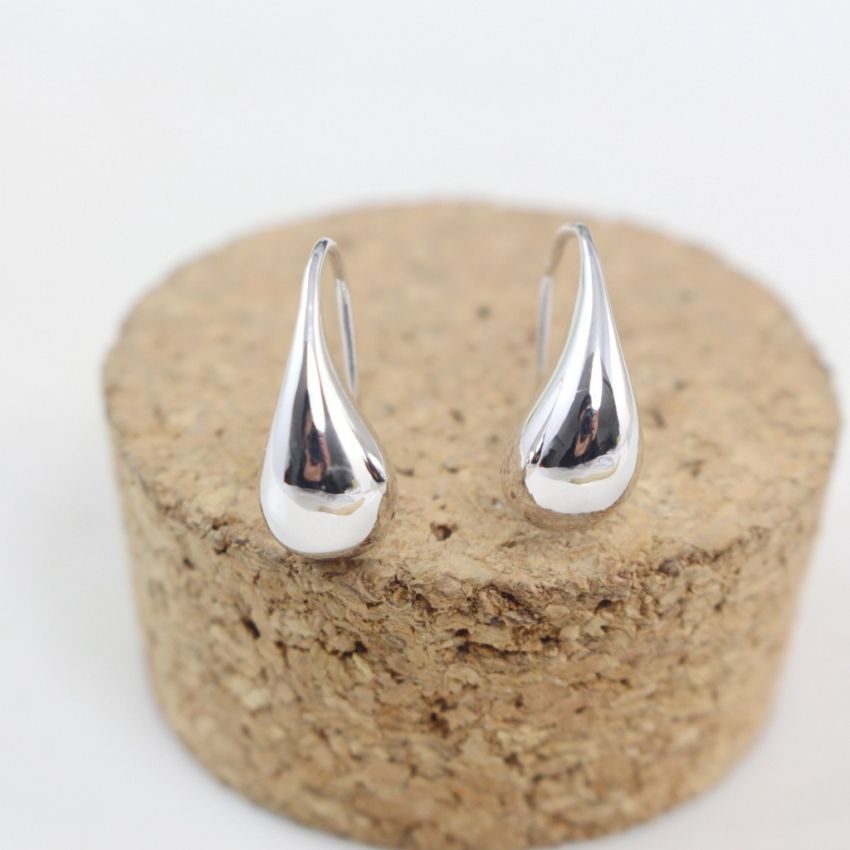 18k White Gold Plated Plain Cute Small Teardrop Dangle Earrings 18k White Gold Plated Plain Cute Small Teardrop Dangle Earrings Fashion Party Costume Jewelry For Women Girls Gift