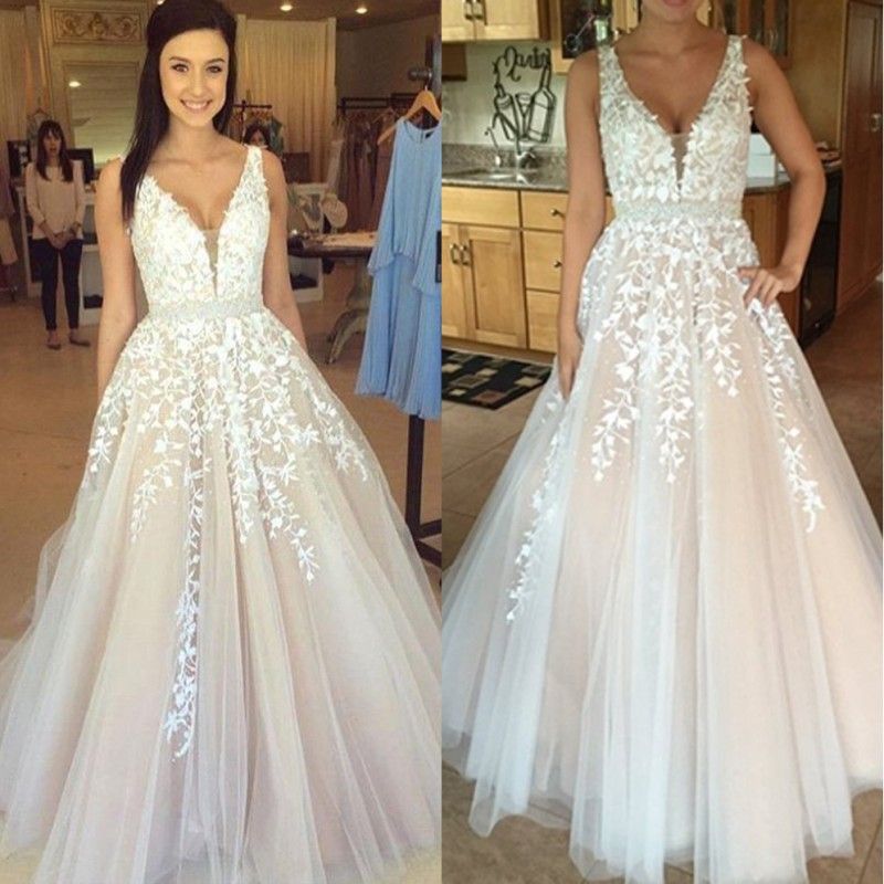 Discount Gothic Blush Pink V Neck White Lace Full Wedding Dresses