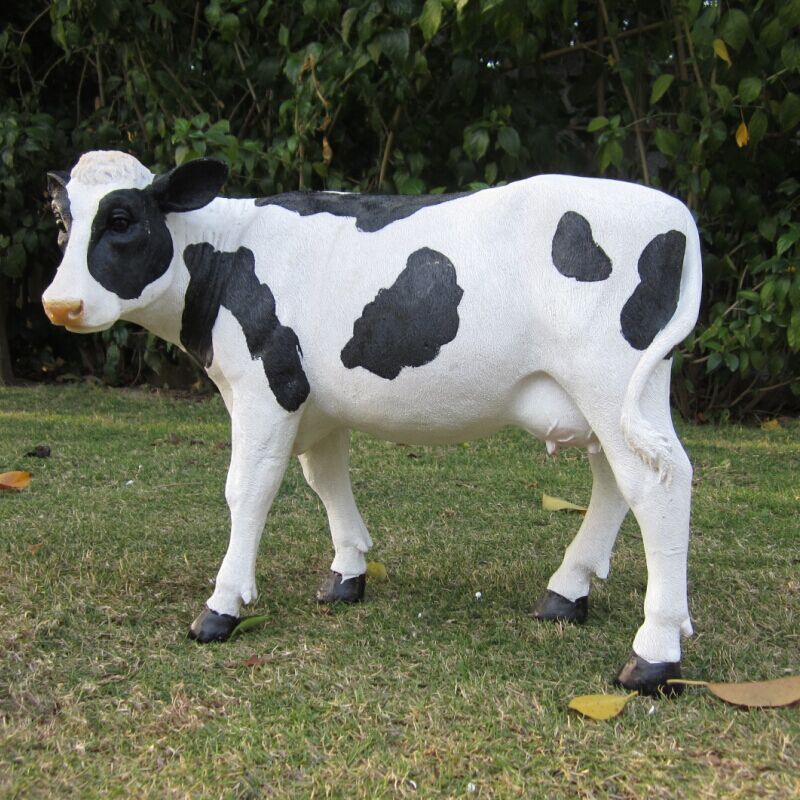 plastic cow yard ornaments