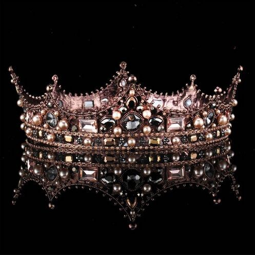 crown with black gems crown with black gems