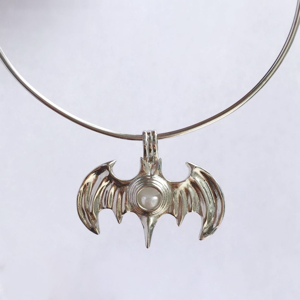 2019 New Design 18kgp Cool Bat Locket Cages Pearl Gem Bead Cage 2019 New Design 18kgp Cool Bat Locket Cages Pearl Gem Bead Cage Pendant Mountings Diy Fashion Jewelry Making From Jewelryfy 7 04 Dhgate Com