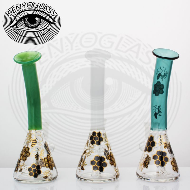 2021 2017 Lovely Glass Bongs Vase Perc Unique Bong Recycler Glass Oil