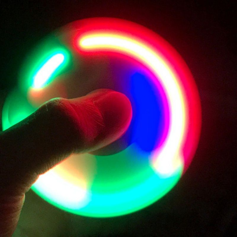 2017 Newest Light Up Hand Spinners LED Bright Fid Spinner