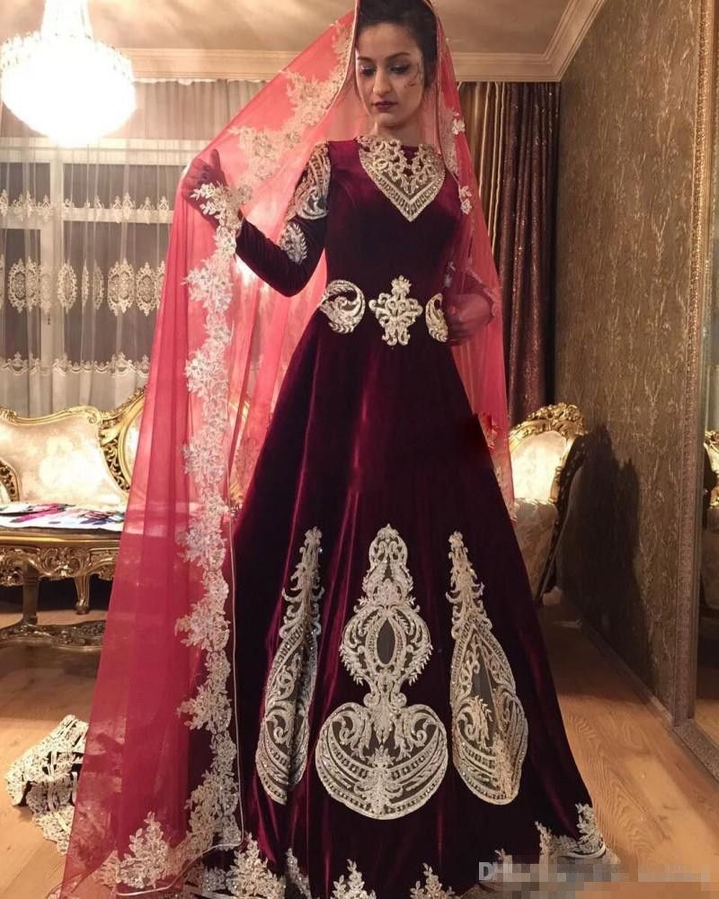 [تصویر:  vintage-burdundy-velvet-dress-muslim-wedding.jpg]