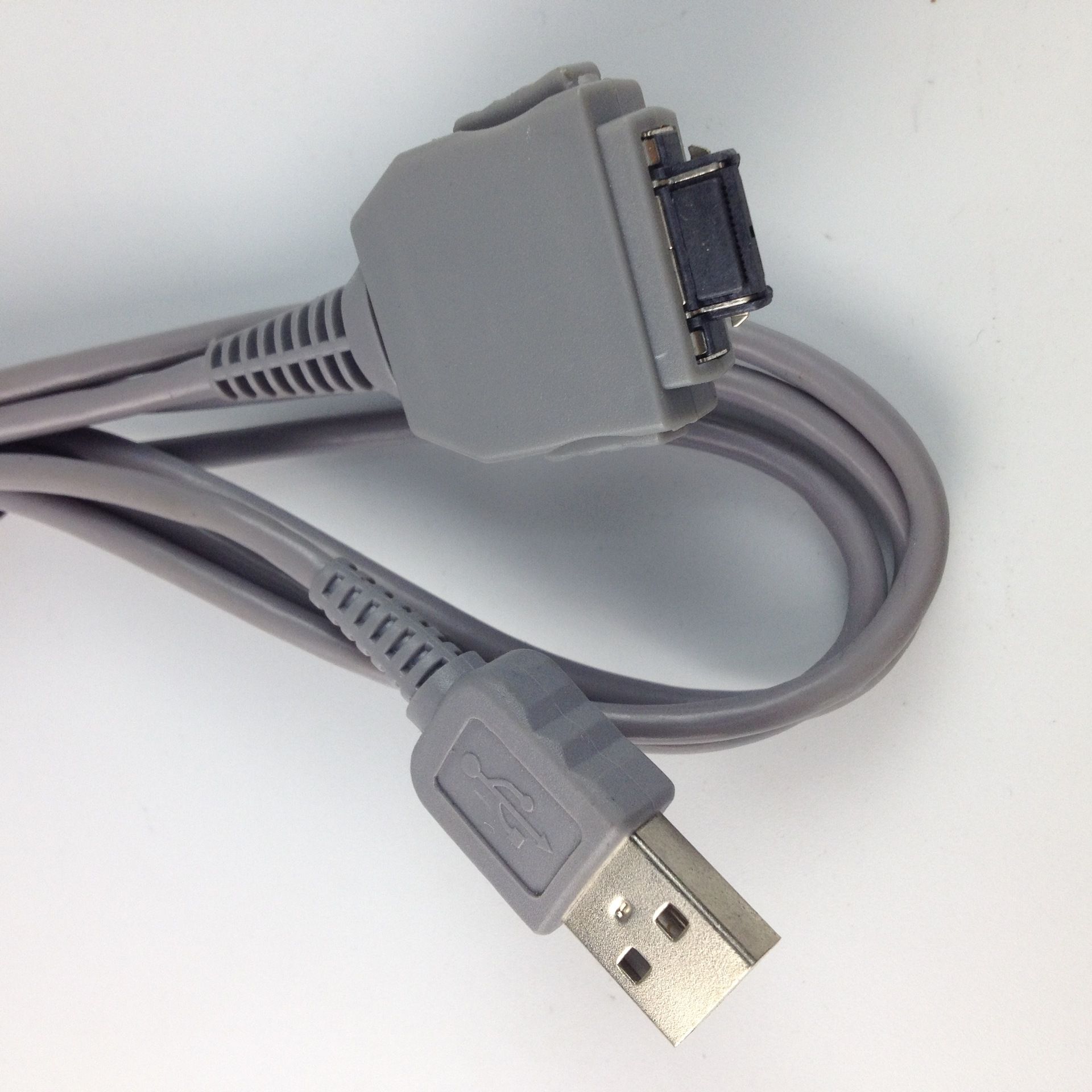 dsc-w70 usb
