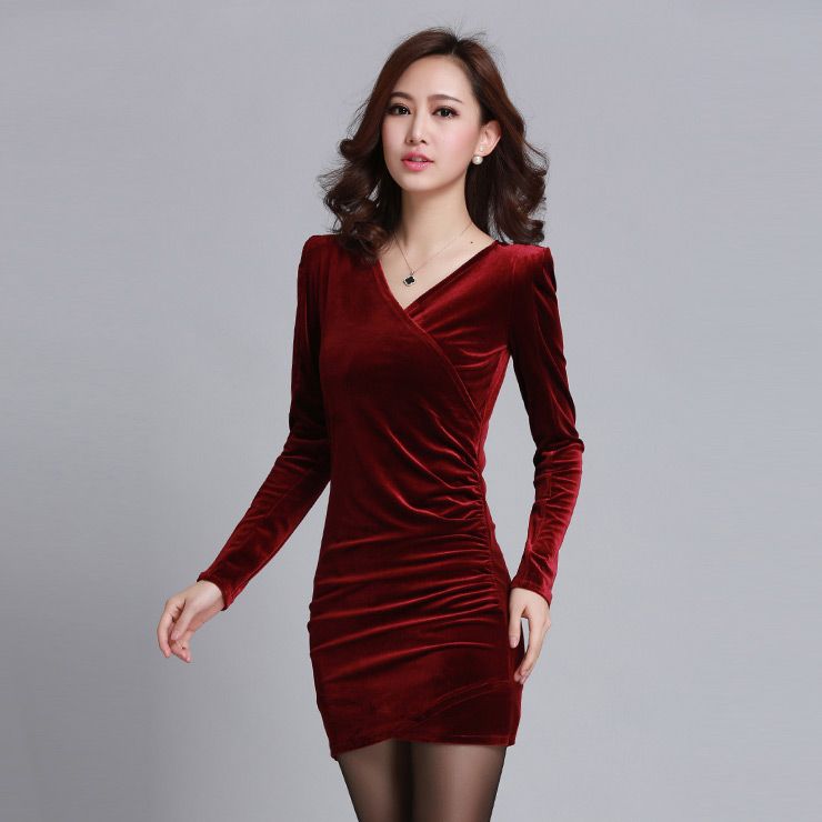 vestido de veludo curto manga longa
