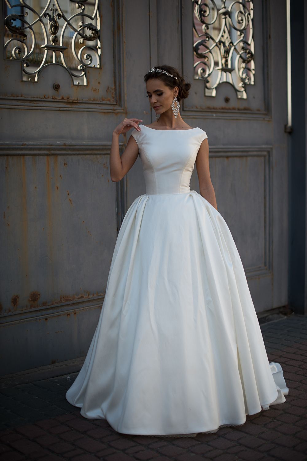 Image of wedding dress simple satin