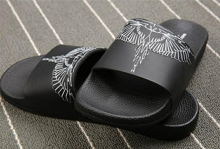Acquistare 2017 Uomini Destate Genuine Leather Marcelo Burlon Pantofole  Multicolor Feather Wings MB Pantofole Donna E Uomo Economico | Consegna  Veloce E Qualità | DHgate Italy