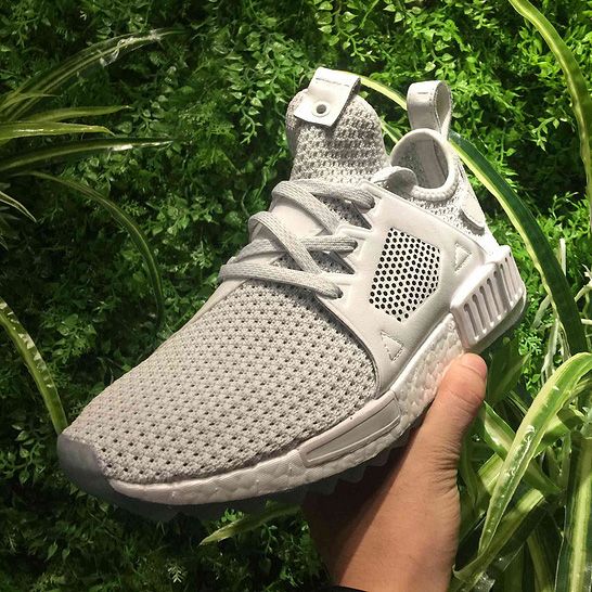 Raw Pink/White Adidas NMD R1