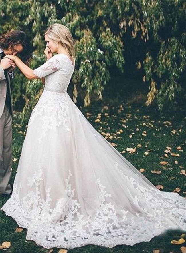 Discount Vintage Beaded Lace A Line Wedding Dressses With Illusion Half