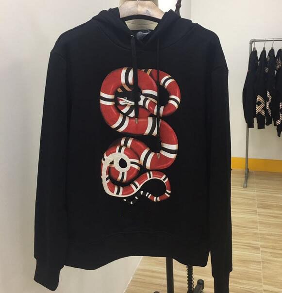 designer red moletom com capuz