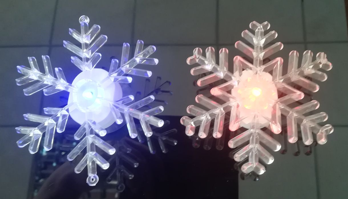 Mix 2 Snowflake Christmas Clear Crstal Acrylic LED Flashing Snowflake