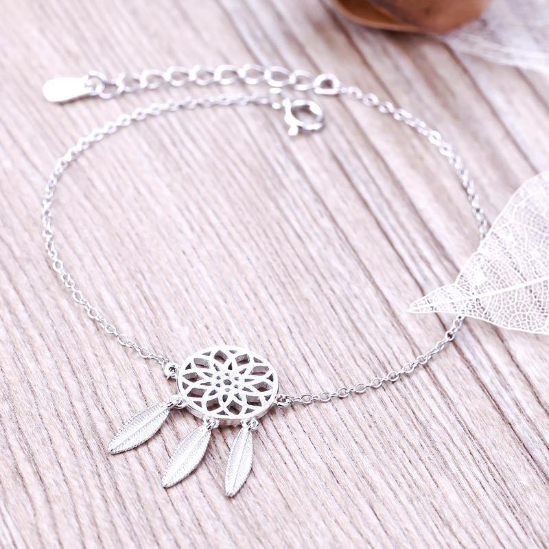 Wholesale Dreamcatcher Charm Bracelet For Women Fashion Feather Unique Dream Catcher Charm Bracelet Wholesale Dreamcatcher Charm Bracelet For Women Fashion Feather Unique Dream Catcher Charm Bracelet