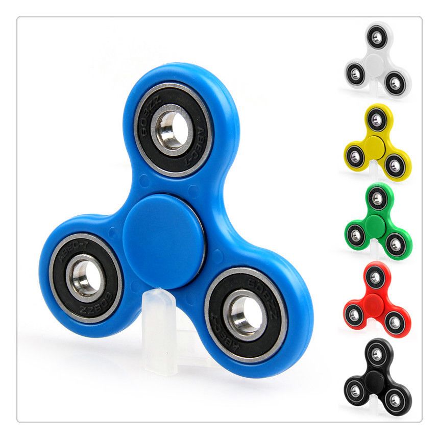 2017 Hot Selling Hand Toy Handspinner Tri Spinner Fid Torqbar