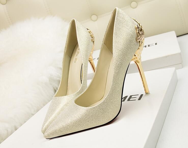 female fashion shoes