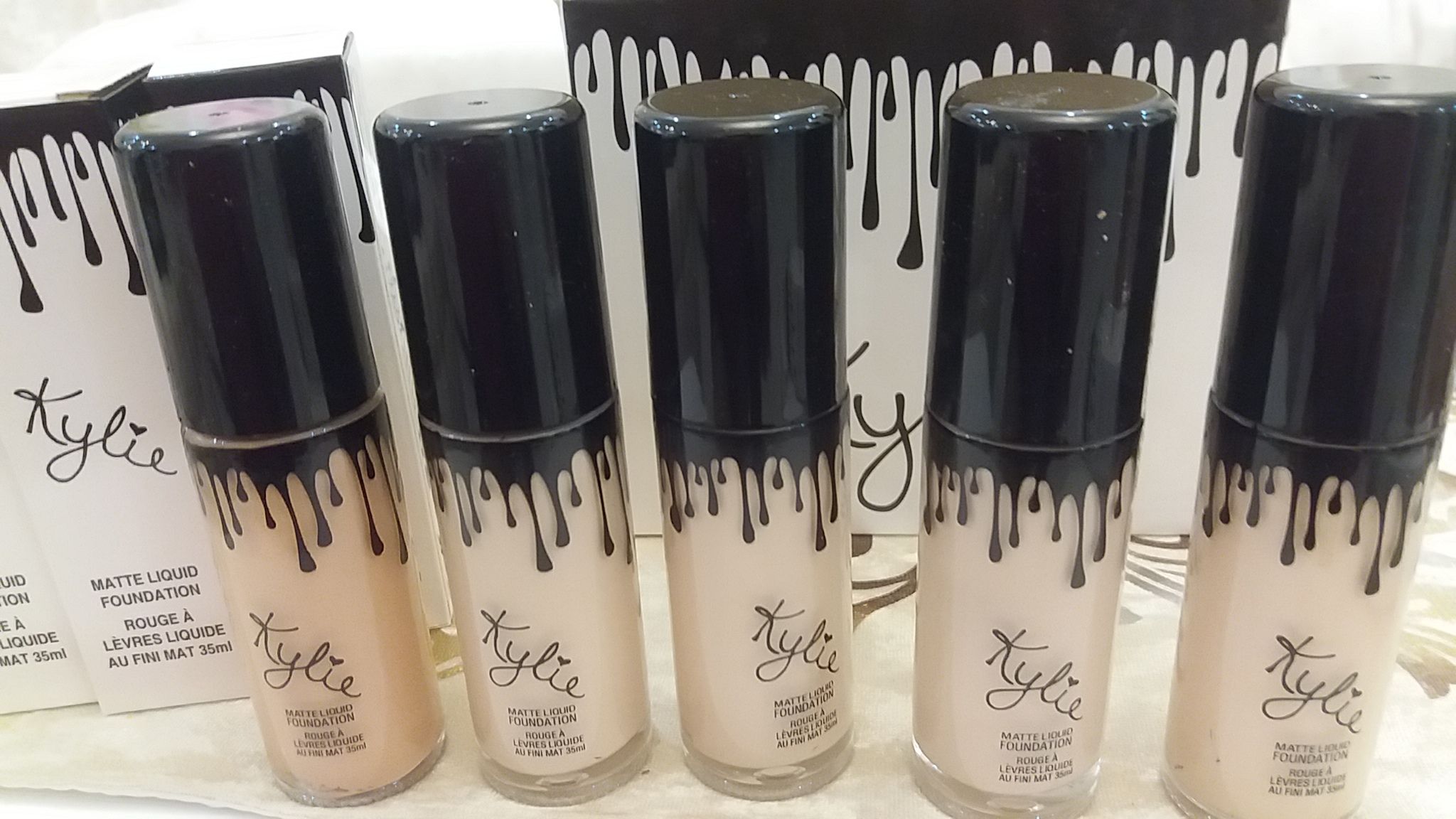 12 Bottles Wholesale Kylie Jenner Liquid Foundation Makeup Overlaid