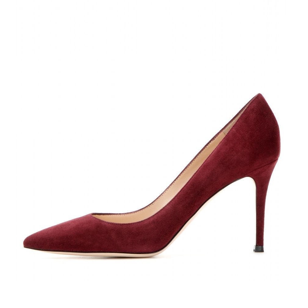 deep red pumps