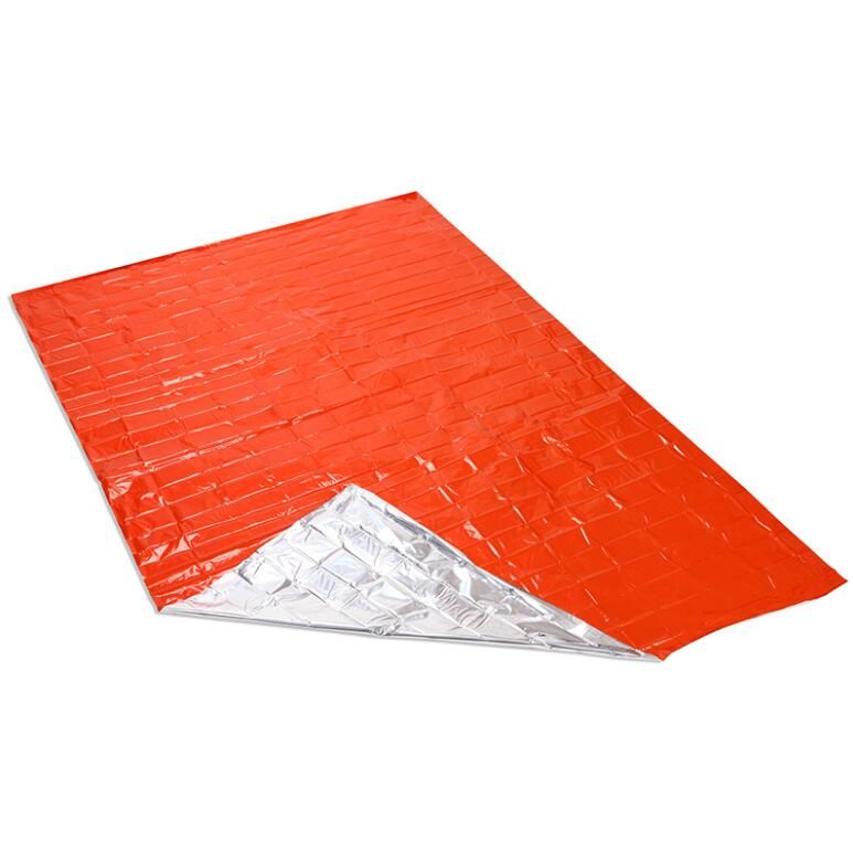 Kanayu Paquete De 100 Mantas Térmicas De Emergencia A Granel De 64 X 84 Pulgadas, Mantas Desechables De Papel De Aluminio Para Supervivencia, Primeros Auxilios, Campamento, Senderismo Al Aire Libre