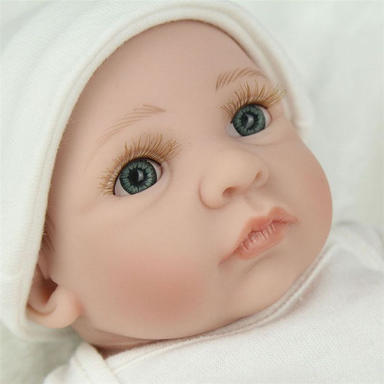 dolls with eyes that open and close