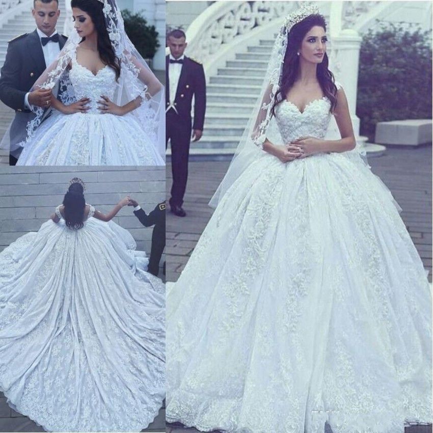 Acquistare 2020 Nuovo Stile Arabo A Line Di Lusso Abiti Da Sposa Appliqued  Merletto In Rilievo Cappella Treno Palla Abito Principessa Lace Vestiti De  Novias 338 Economico | Consegna Veloce E Qualità | DHgate Italy