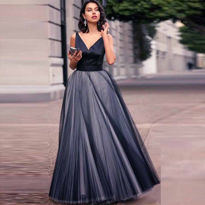 simple black gown design