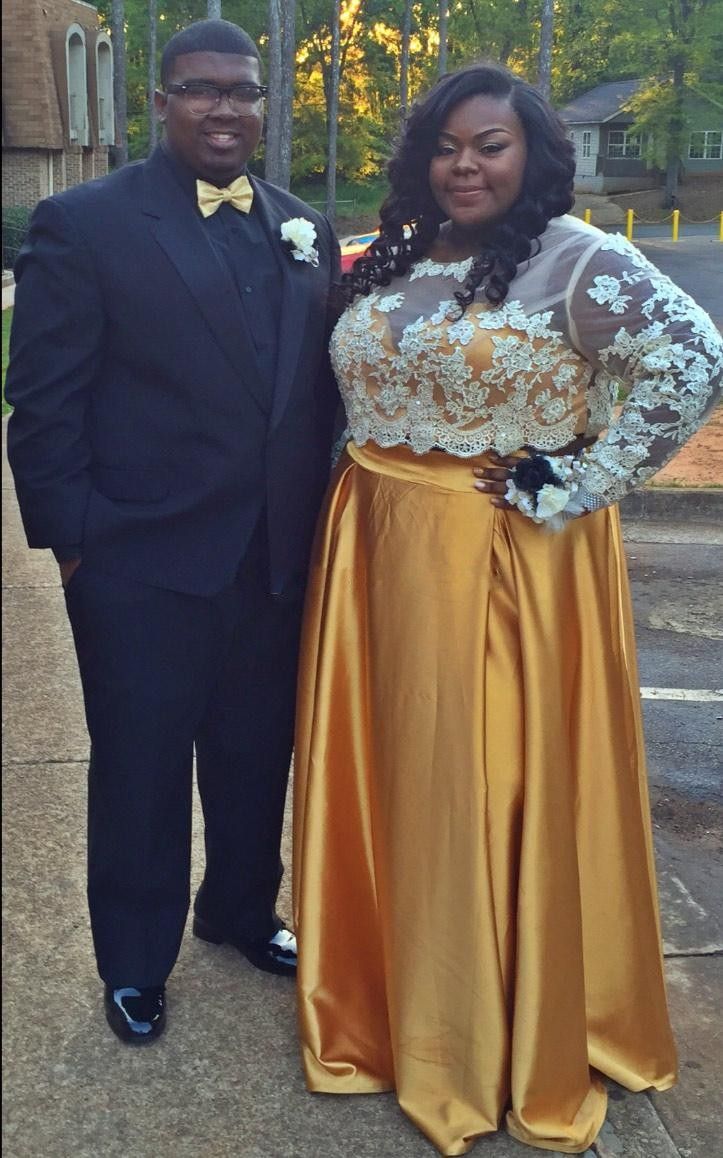 Plus size long sleeve lace prom dresses