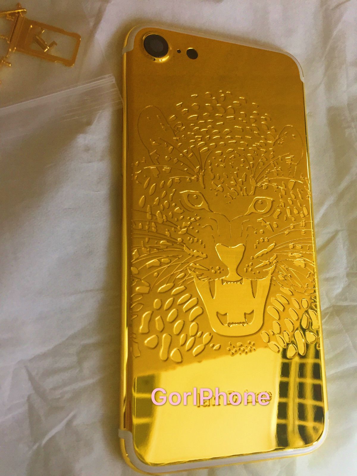 2018 Gold Back Housing For Iphone7 24kt 24ct Golden Back Cover Back 2018 Gold Back Housing For Iphone7 24kt 24ct Golden Back Cover Back Housing Replacement To For Iphone7 With Matt Gold Lion Be Be Customized From Henachen