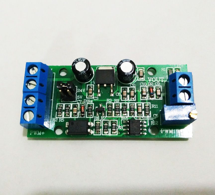 Voltage Converter Circuit Using Tda2003