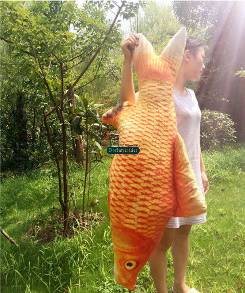 Acheter Big Simulation Animal Carpe En Peluche Jouet Peluche Animaux Realistes Poisson Oreiller Poupee Pour Bebe Cadeau Decoration Accessoires 47inch 1cm Dy De 35 79 Du Dorimytrader Fr Dhgate Com