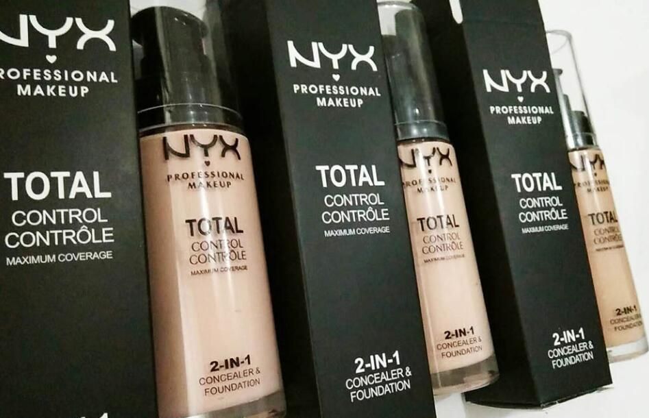 Amazon Com Zuri Total Coverage Concealing Foundation 0 14 Oz 4g