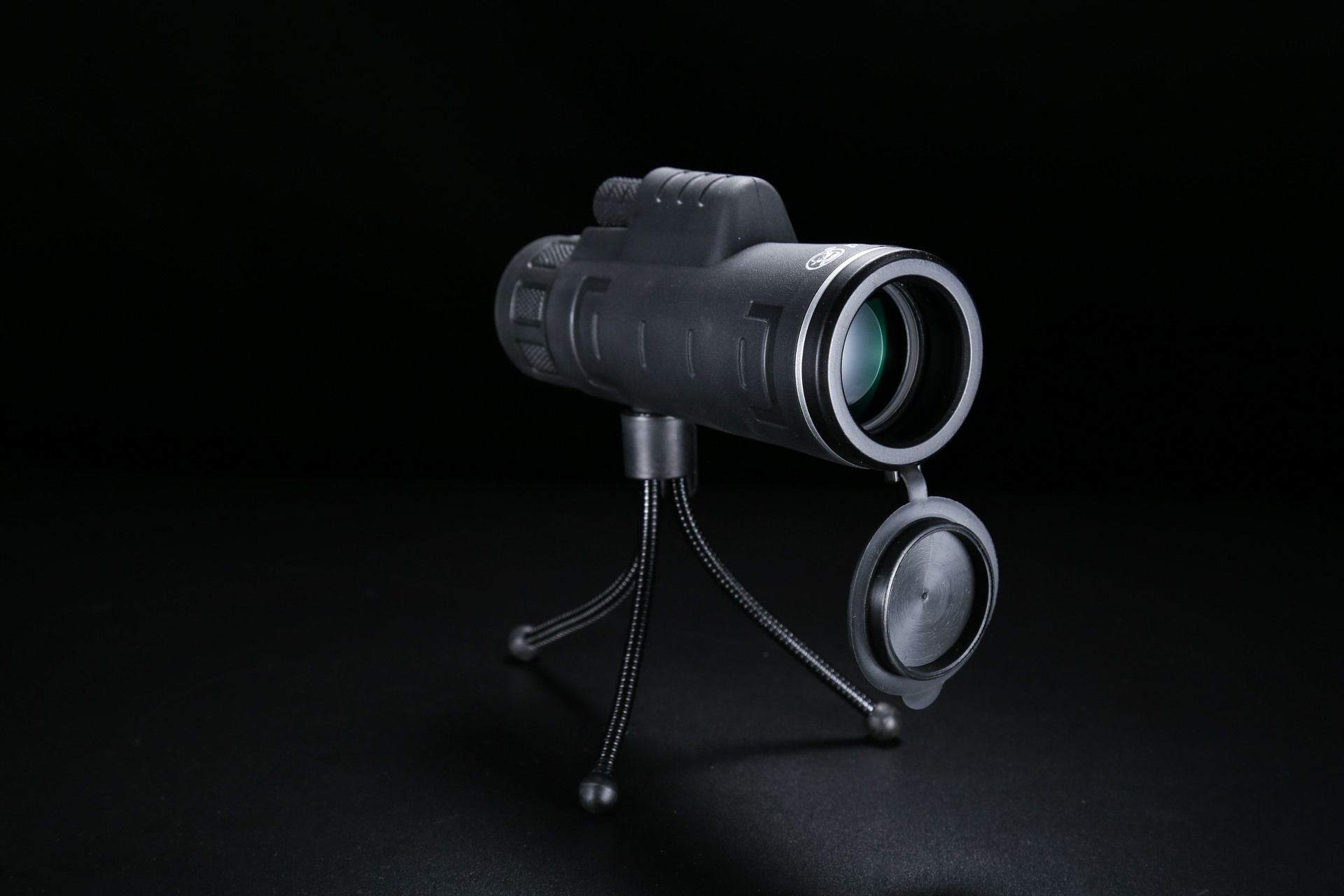 Monocular telescope times low light level night vision