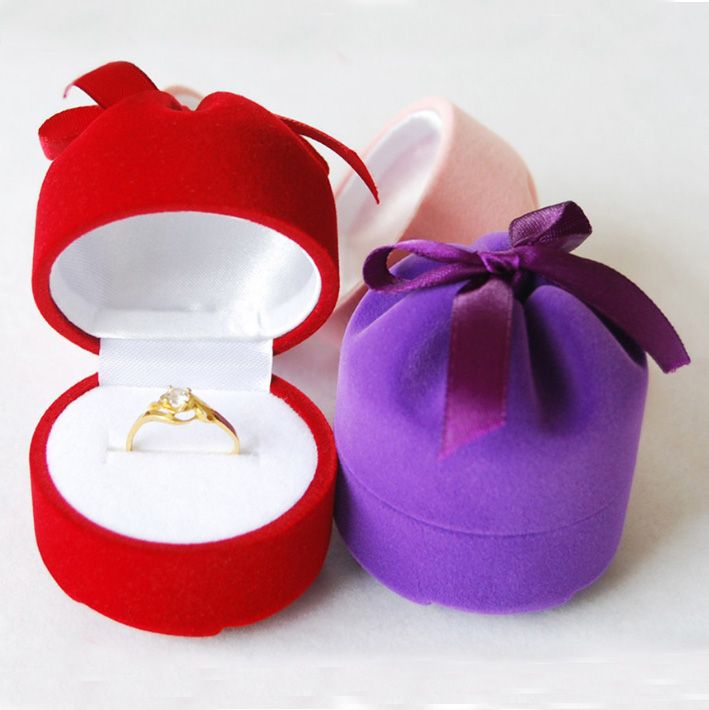 ring presentation box
