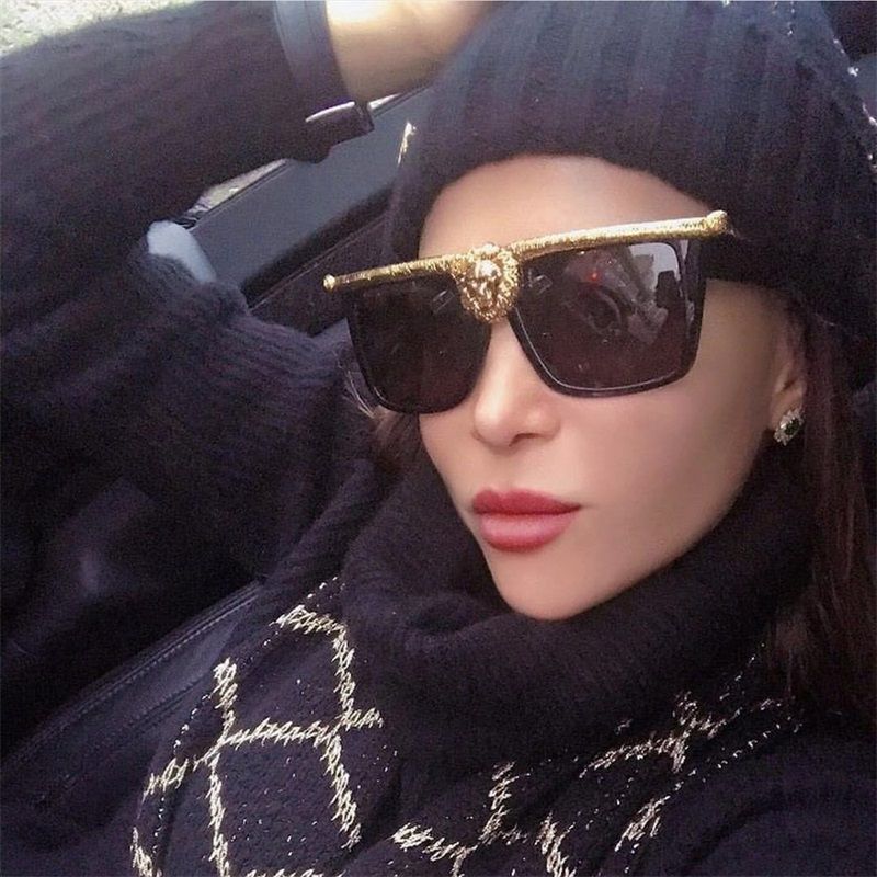 mujeres con gafas de sol