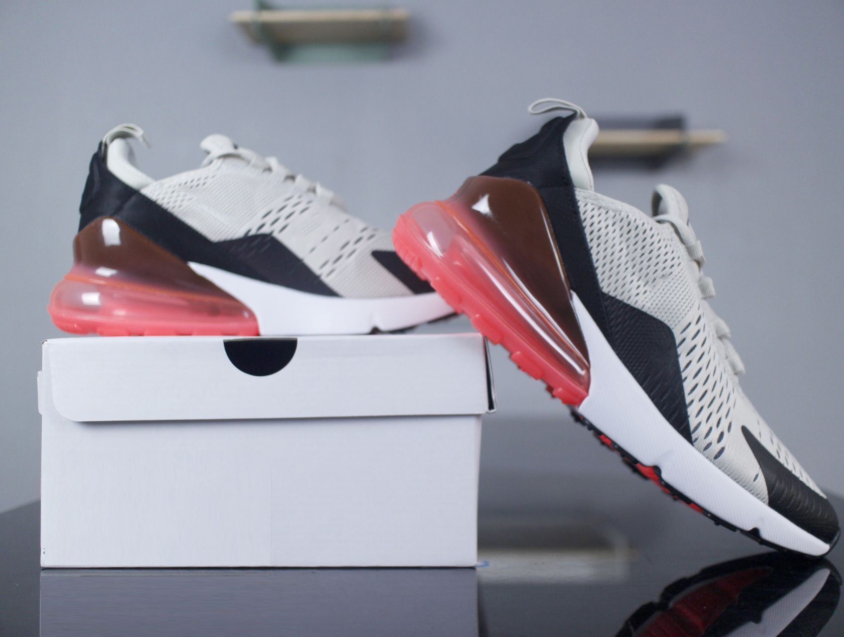 clearance nike air max 270 off weiß frau triple weiß 868a5 a6430 clearance nike air max 270 off weiß frau triple weiß 868a5 a6430