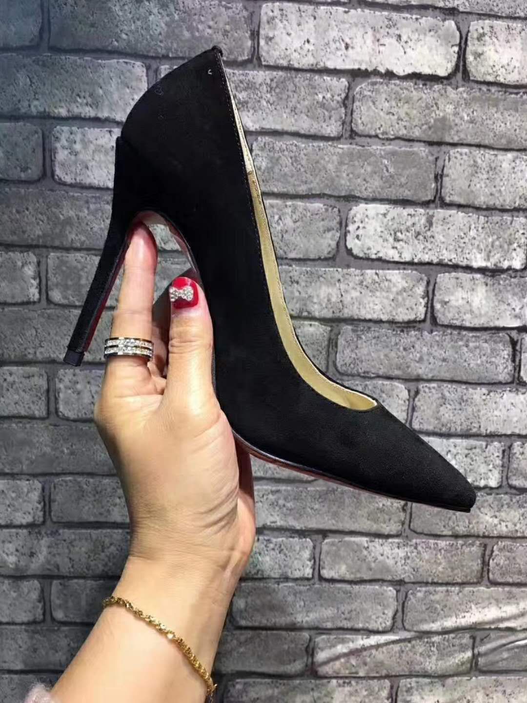 grey platform supergas