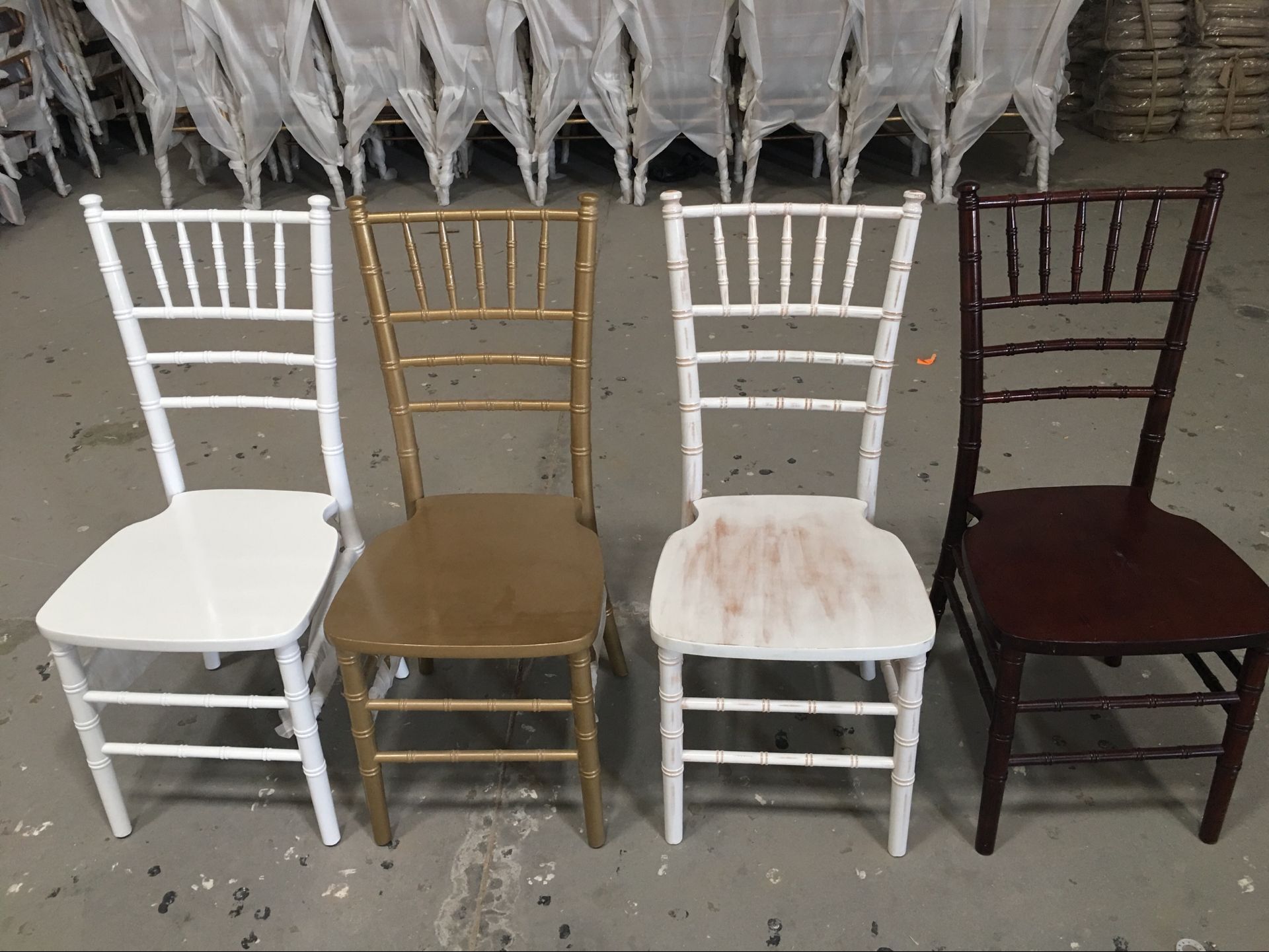 2019 Wooden Stackable Cheap Used Factory Chiavari Wedding Chair