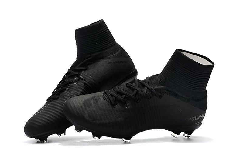 black ronaldo boots