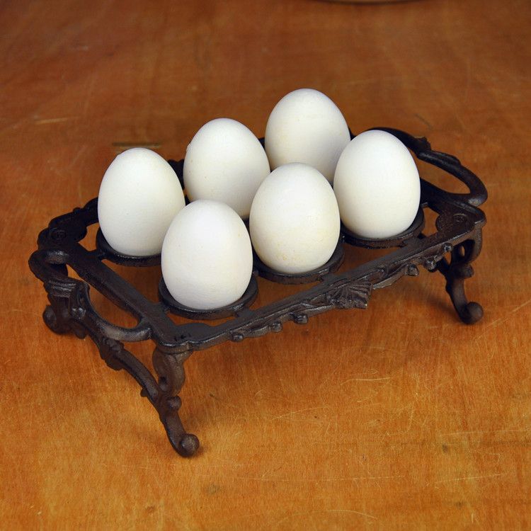 2019 Cast Iron Egg Holder Vintage Metal Eggs Rack Stand Home Kitchen