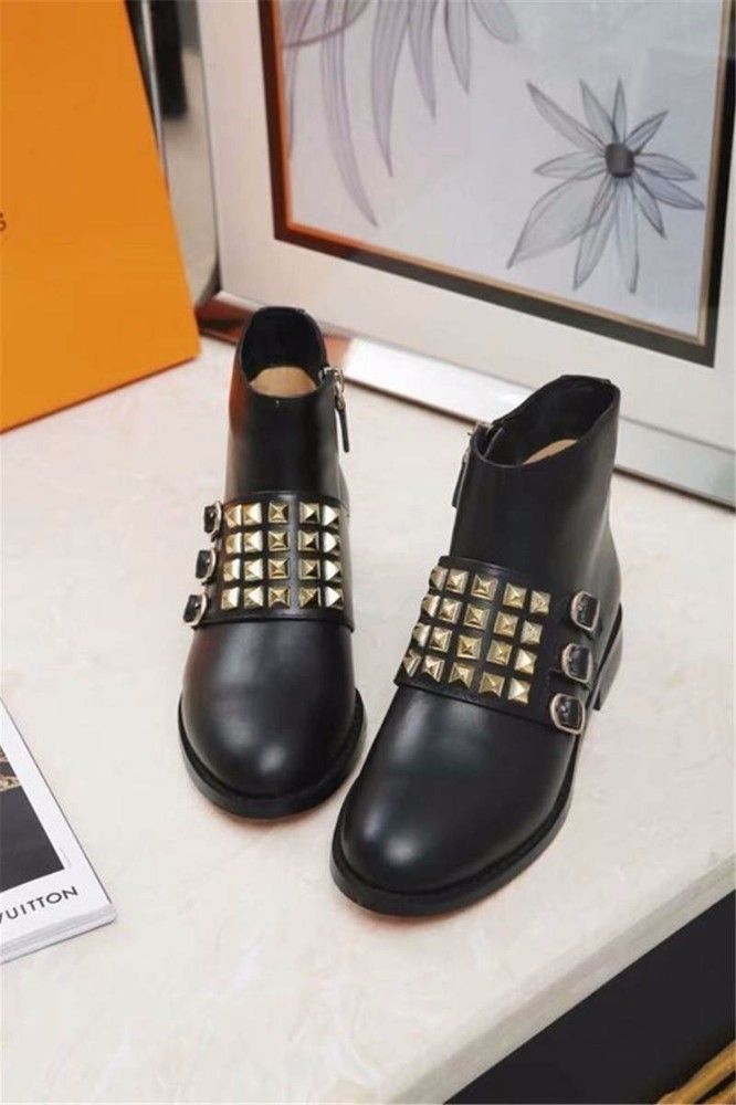 shoes to wear with shorts female 2018