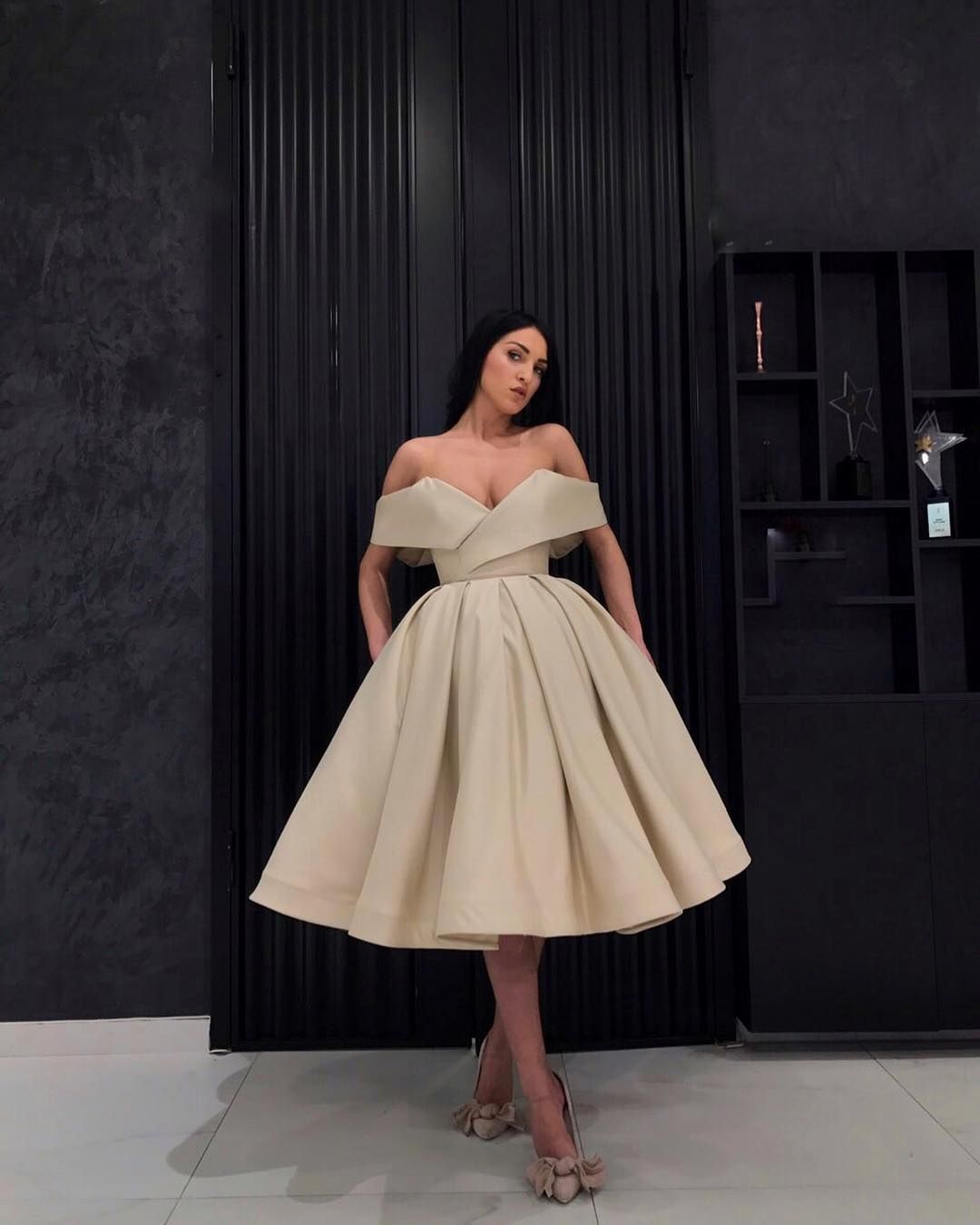simple short gowns